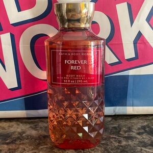 Bath & Body Works Forever Red